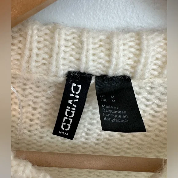 Divided H&M Knit Cropped Sweater Womens Size Medium Cream Mock Neck Long Sleeve - Picture 4 of 7